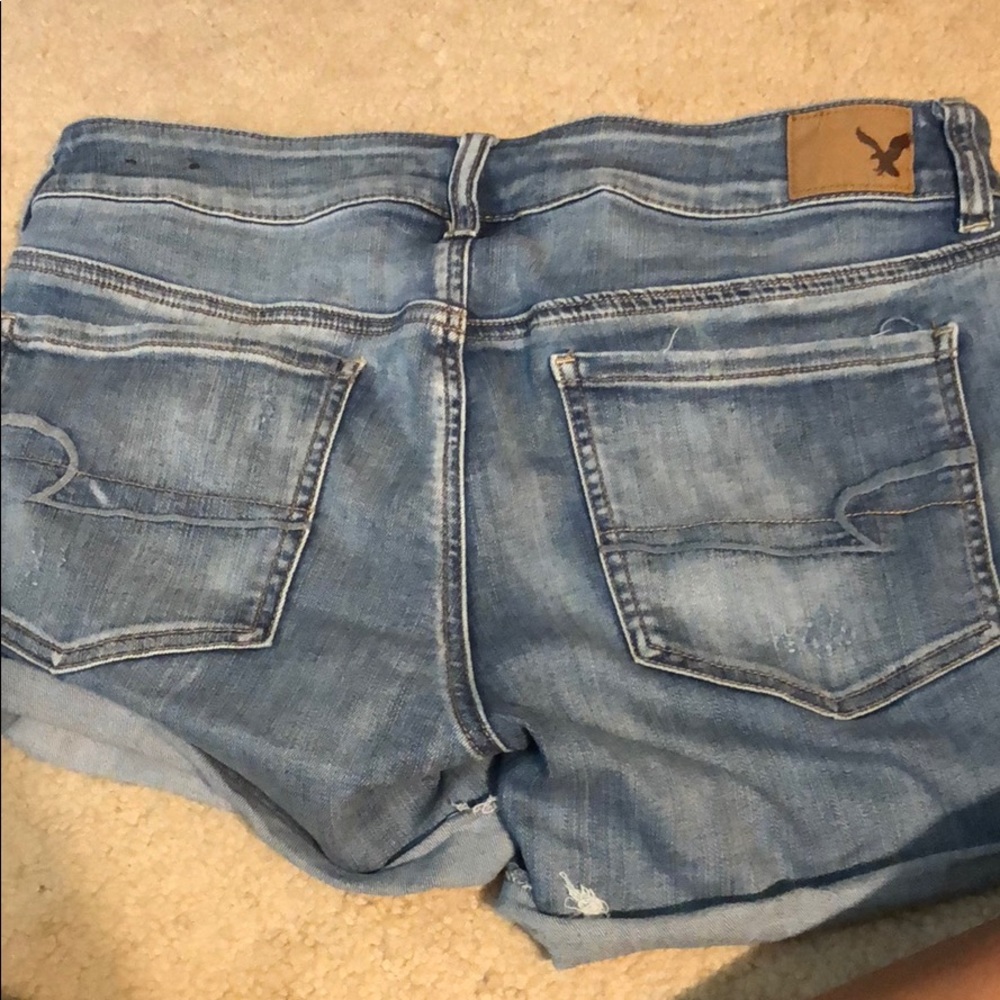 Shorts - Picture 3 of 3